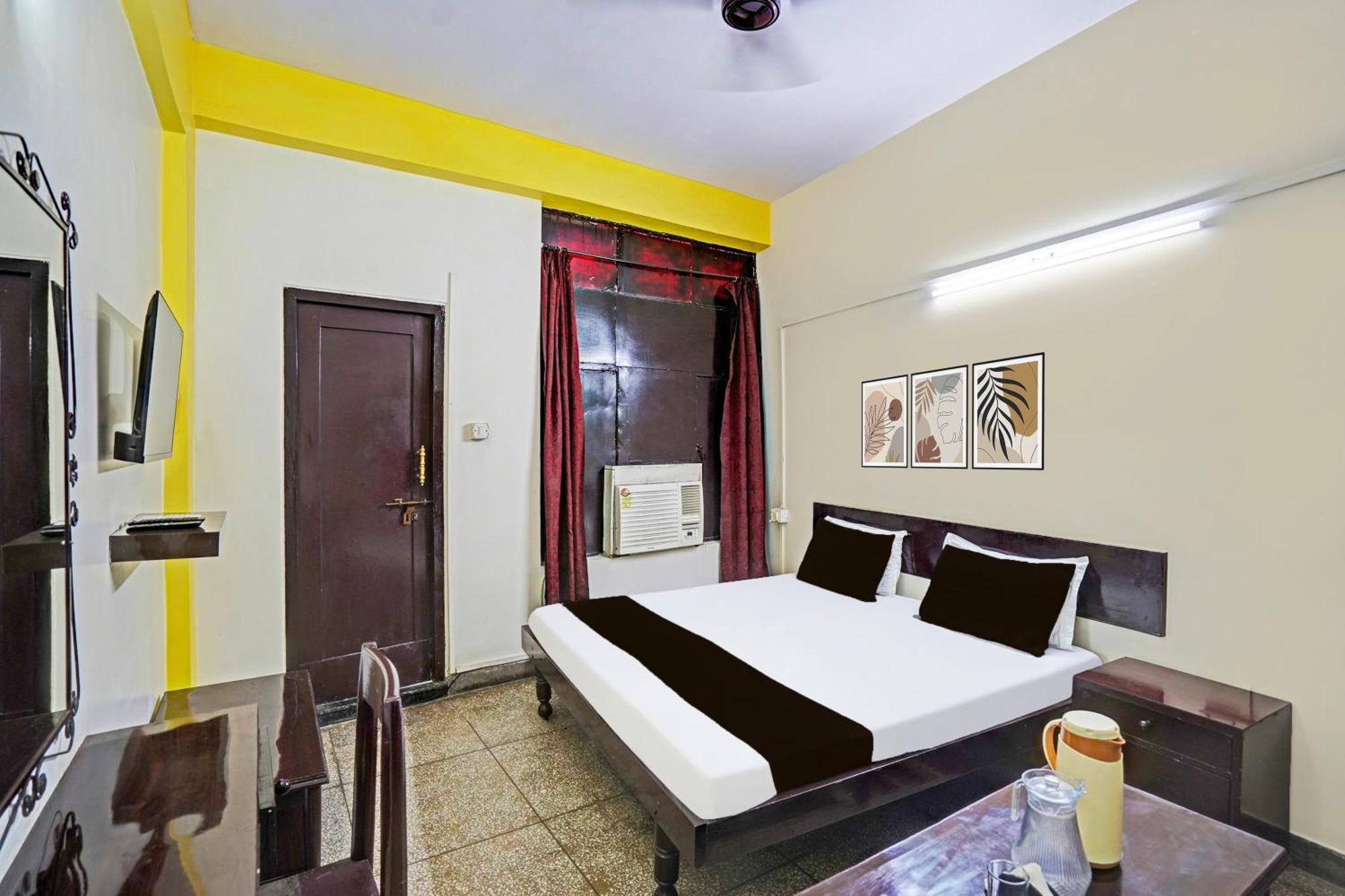 Hotel O Raj Mahal Канпур Экстерьер фото