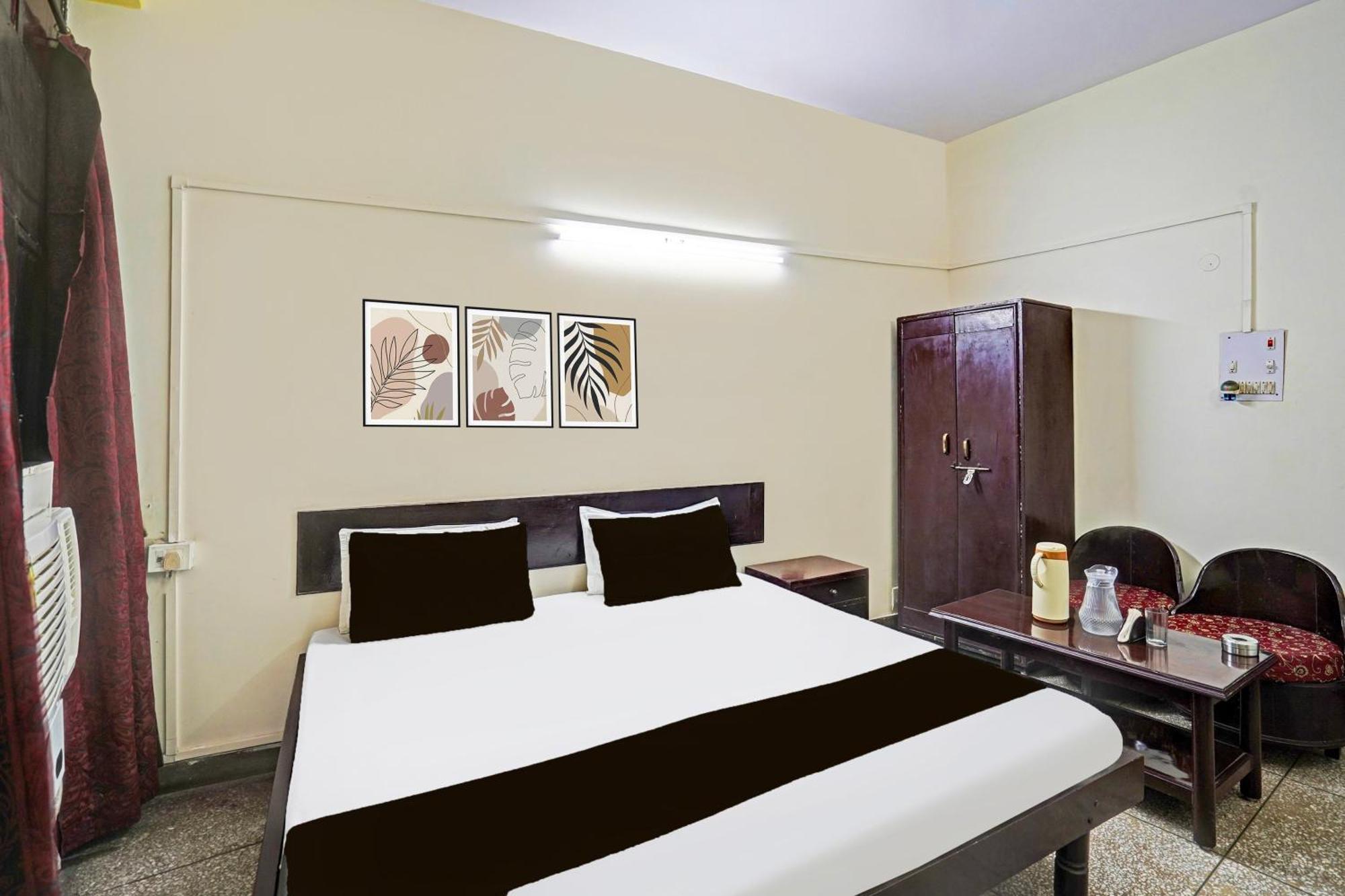 Hotel O Raj Mahal Канпур Экстерьер фото